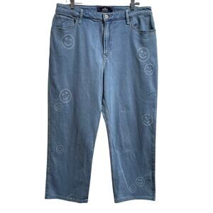 Hollister California Ultra High Rise Dad Jean Smiley Face Baggy Women's 16 Short